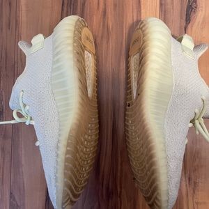 Adidas Yeezy Boost 350 “Butter” mens size 9.